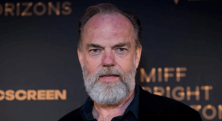 Hugo Weaving Net Worth